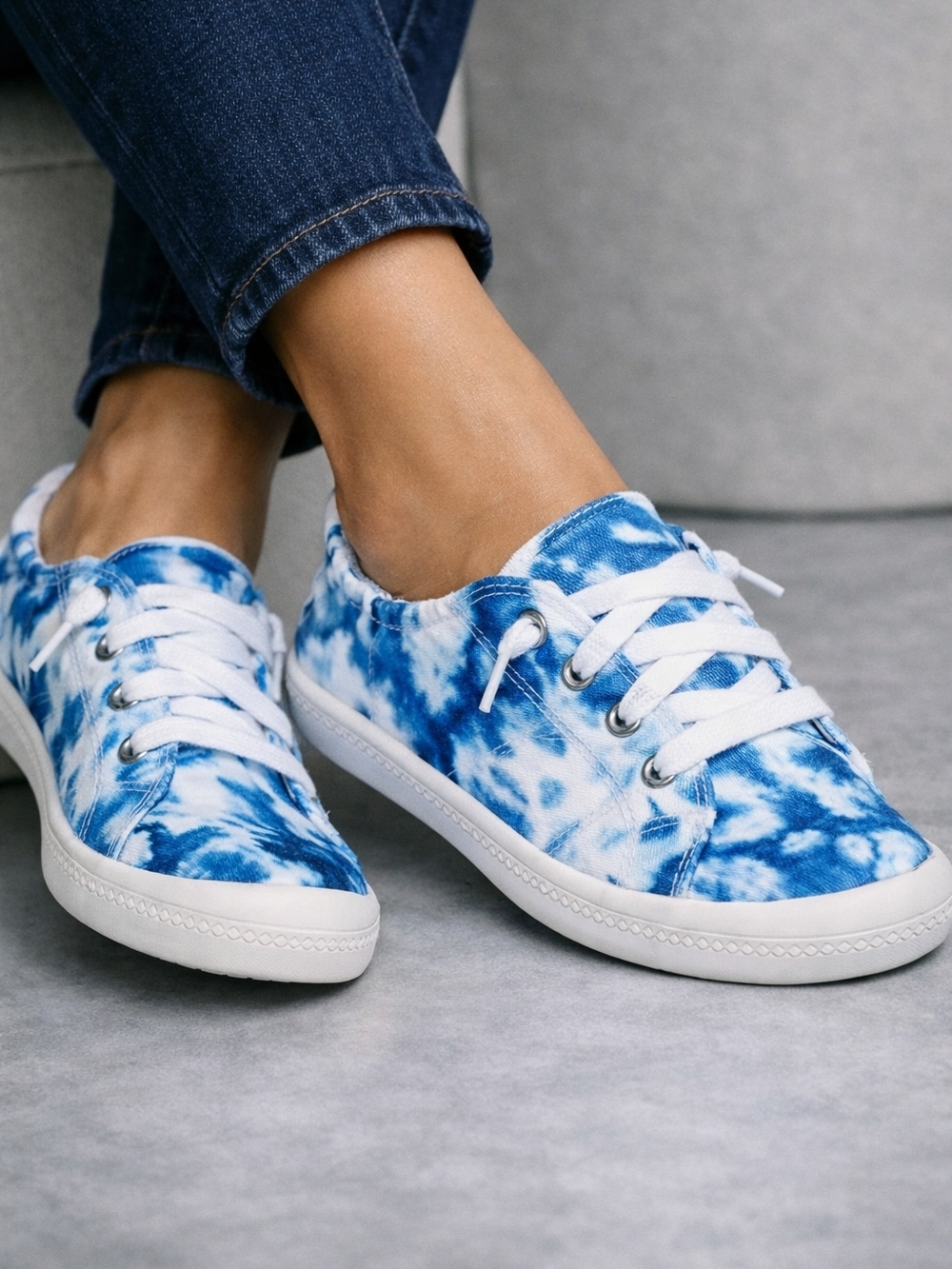 Time and Tru Blue Tie-Dye Lace-Up Canvas Sneakers